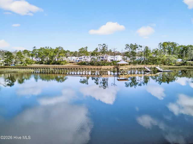 2035 Manor Parc Drive, Calabash, NC 28467