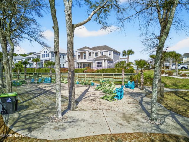 2035 Manor Parc Drive, Calabash, NC 28467