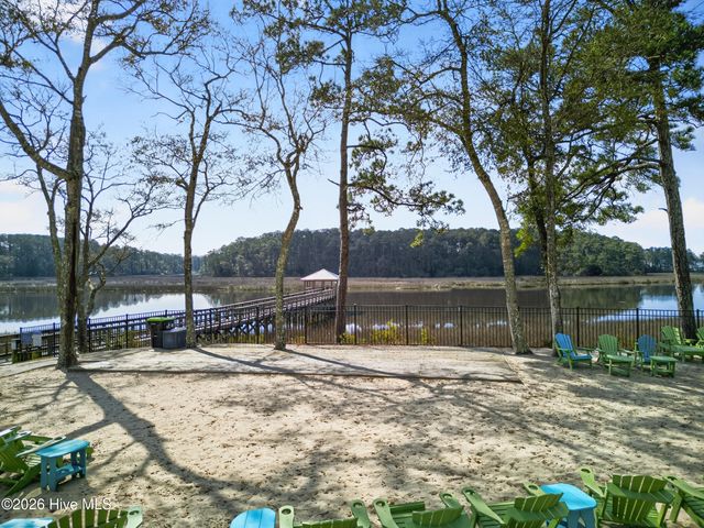 2035 Manor Parc Drive, Calabash, NC 28467