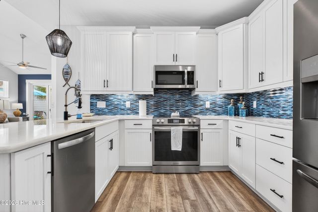 2035 Manor Parc Drive, Calabash, NC 28467