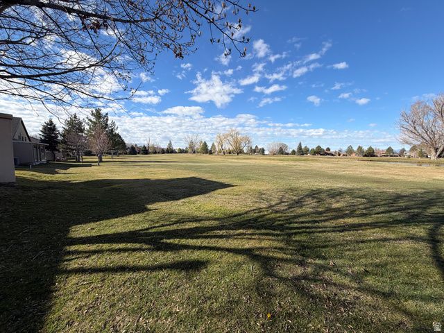 43 HILLSBOROUGH DR, Pleasant View, UT 84414