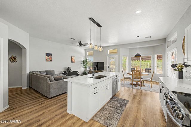 11655 W HEDGEHOG Court, Surprise, AZ 85378