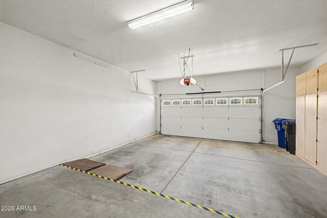 11655 W HEDGEHOG Court, Surprise, AZ 85378