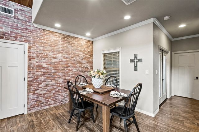 708 Welsh Avenue, College Station, TX 77840