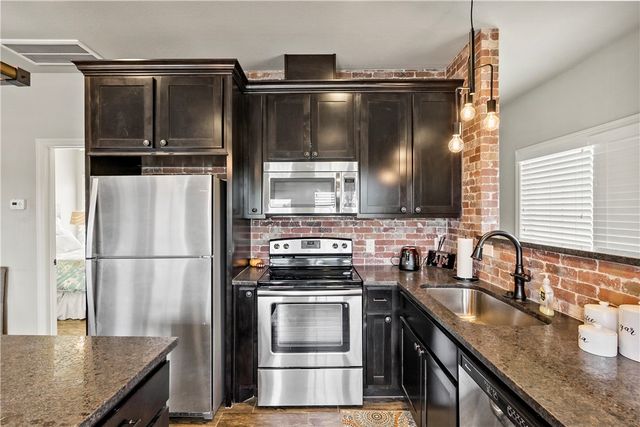 708 Welsh Avenue, College Station, TX 77840