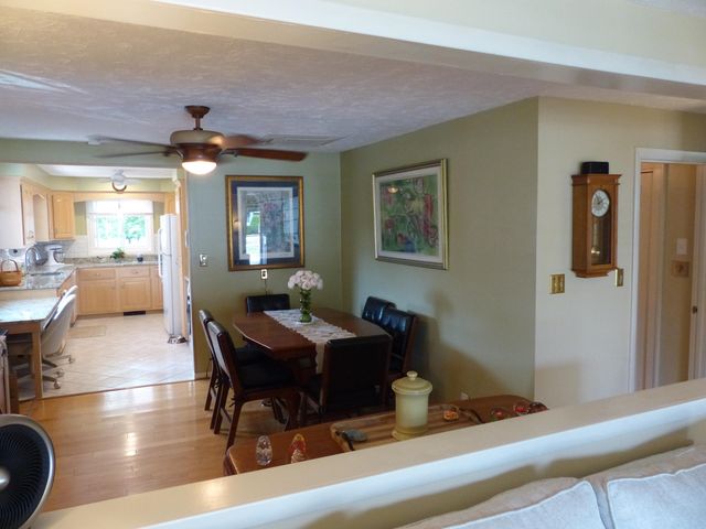 52 Caron Street, Manchester, NH 03103
