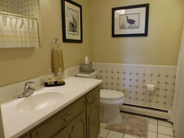 52 Caron Street, Manchester, NH 03103