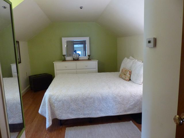52 Caron Street, Manchester, NH 03103