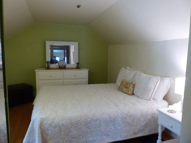 52 Caron Street, Manchester, NH 03103