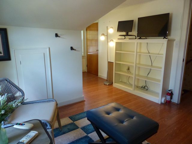 52 Caron Street, Manchester, NH 03103