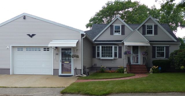 52 Caron Street, Manchester, NH 03103