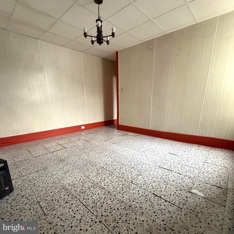 232 E 4TH ST, Mount Carmel, PA 17851