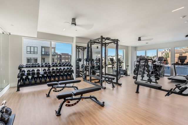 321 31st Ave N Apt 113, Nashville, TN 37203