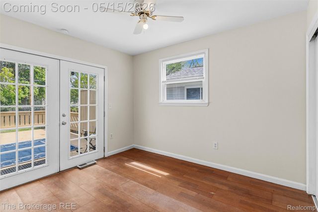 6430 Cloverton Drive, Waterford Charter Township, MI 48329