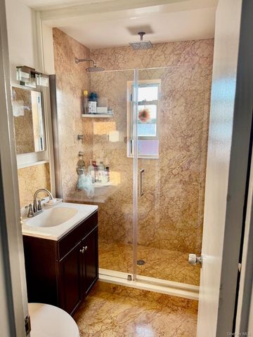 2719 Seymour Avenue, Bronx, NY 10469