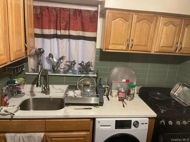 2719 Seymour Avenue, Bronx, NY 10469