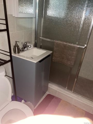 2719 Seymour Avenue, Bronx, NY 10469