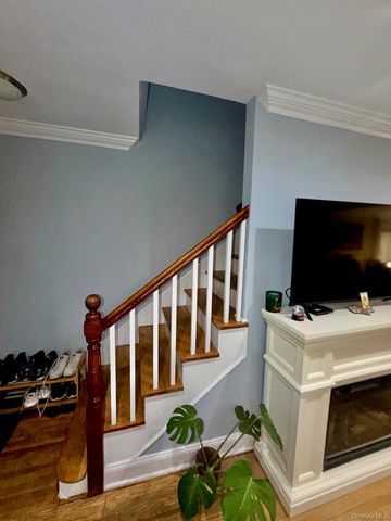 2719 Seymour Avenue, Bronx, NY 10469