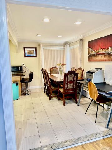 2719 Seymour Avenue, Bronx, NY 10469