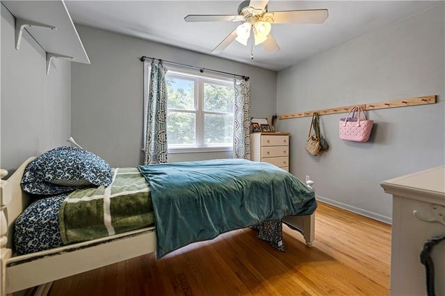 8929 Grandview Drive, Overland Park, KS 66212