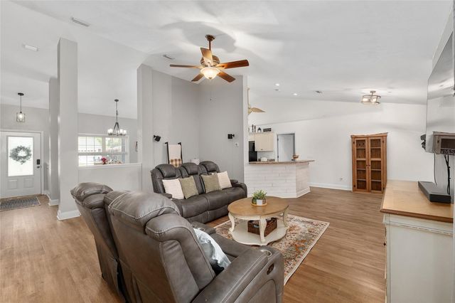 25175 SW 20TH AVENUE, Newberry, FL 32669