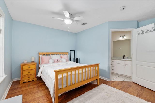 25175 SW 20TH AVENUE, Newberry, FL 32669