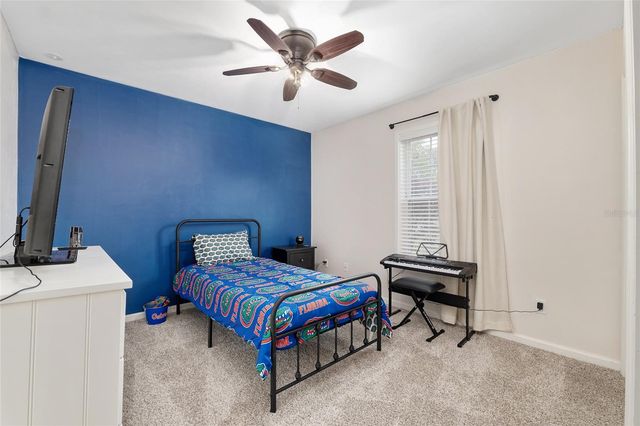 25175 SW 20TH AVENUE, Newberry, FL 32669