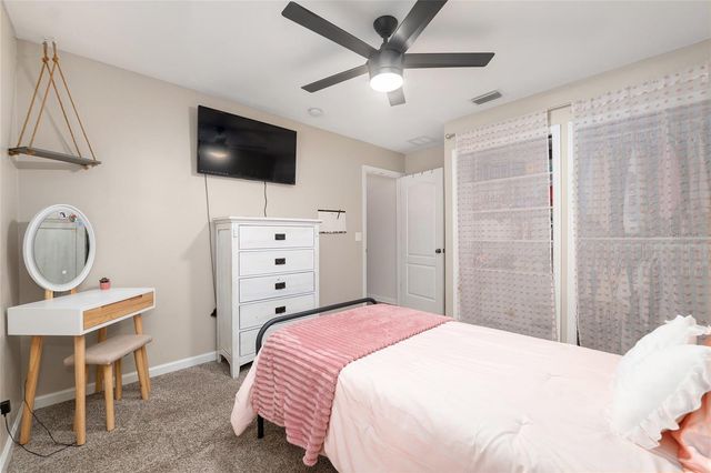 25175 SW 20TH AVENUE, Newberry, FL 32669