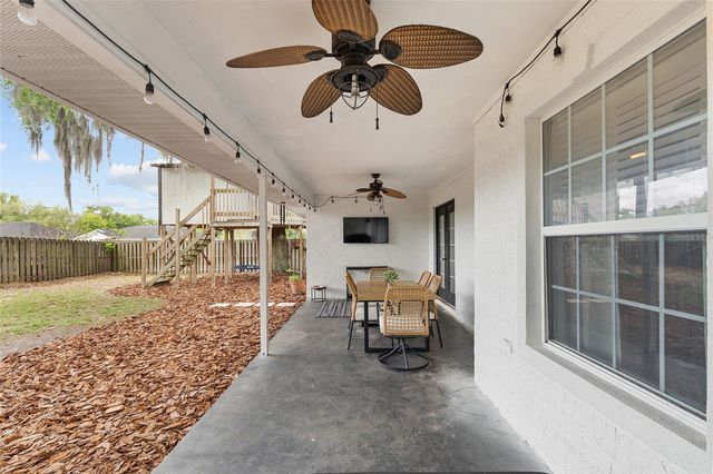25175 SW 20TH AVENUE, Newberry, FL 32669