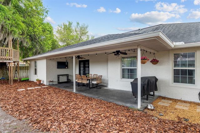 25175 SW 20TH AVENUE, Newberry, FL 32669