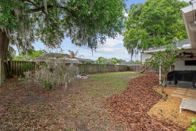 25175 SW 20TH AVENUE, Newberry, FL 32669