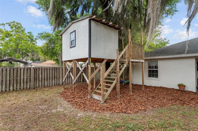 25175 SW 20TH AVENUE, Newberry, FL 32669