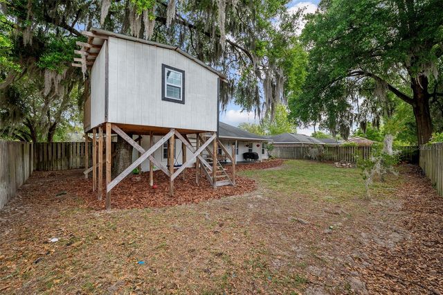 25175 SW 20TH AVENUE, Newberry, FL 32669