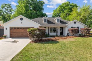 25175 SW 20TH AVENUE, Newberry, FL 32669