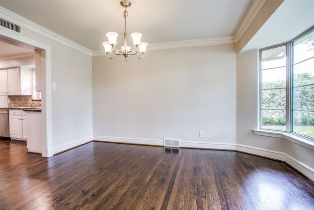 6908 Lavendale, Dallas, TX 75230
