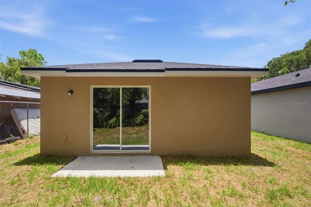 2107 SUANEE AVENUE 200, Eustis, FL 32726