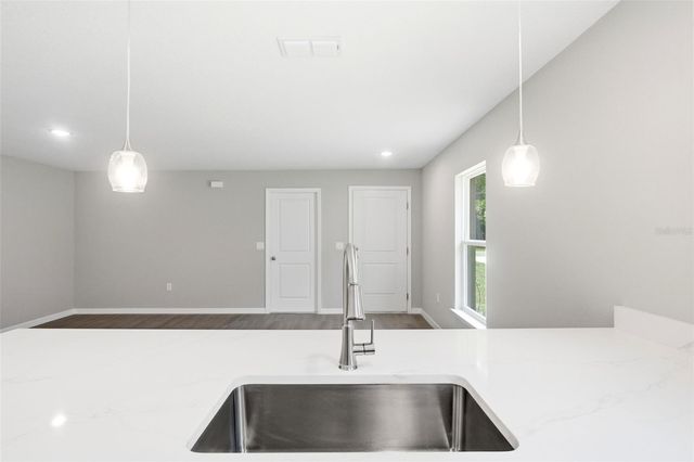 2107 SUANEE AVENUE 200, Eustis, FL 32726