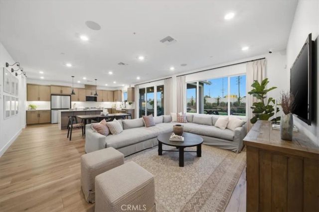 42949 56th Street West, Lancaster, CA 93536