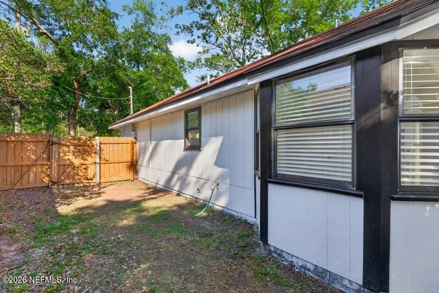 3118 LAKESIDE VILLA Road, Orange Park, FL 32073