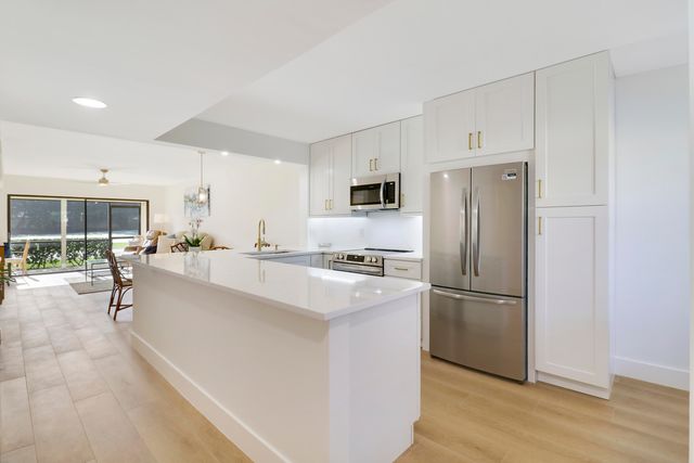 1001 Pinecrest Circle C, Jupiter, FL 33458