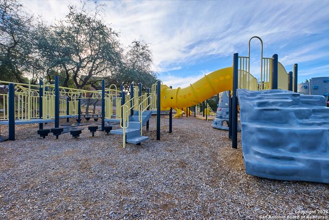 1403 Osnats Pt, San Antonio, TX 78258