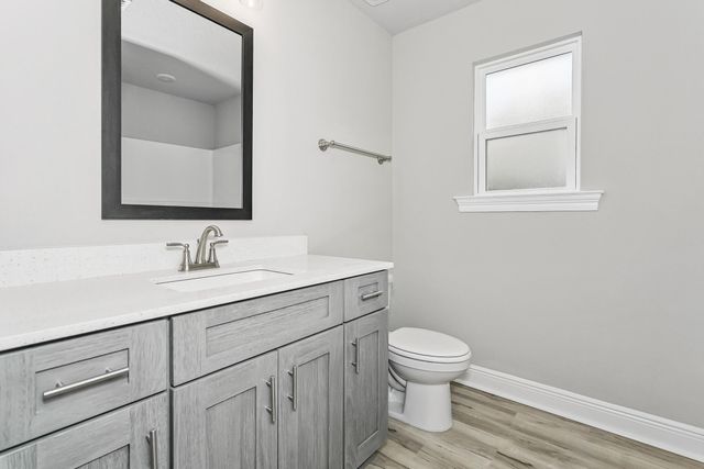 7588 Hatteras Drive, Navarre, FL 32566