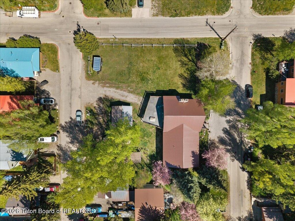 225 PINE Drive, Jackson, WY 83001 photo 2