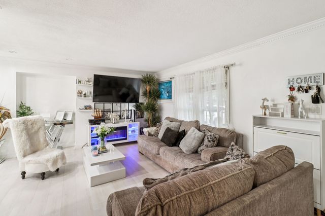 3130 Jefferson Avenue, Des Moines, IA 50310