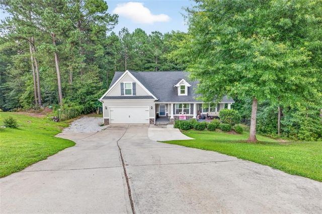 2565 Aaron Court, Loganville, GA 30052