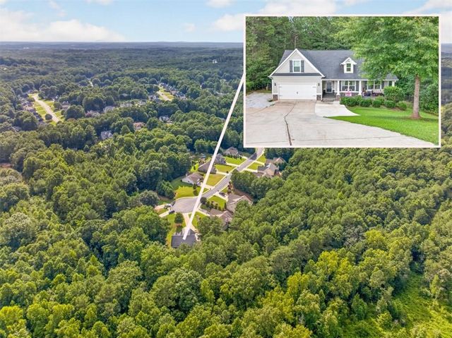 2565 Aaron Court, Loganville, GA 30052