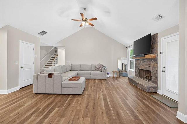 2565 Aaron Court, Loganville, GA 30052