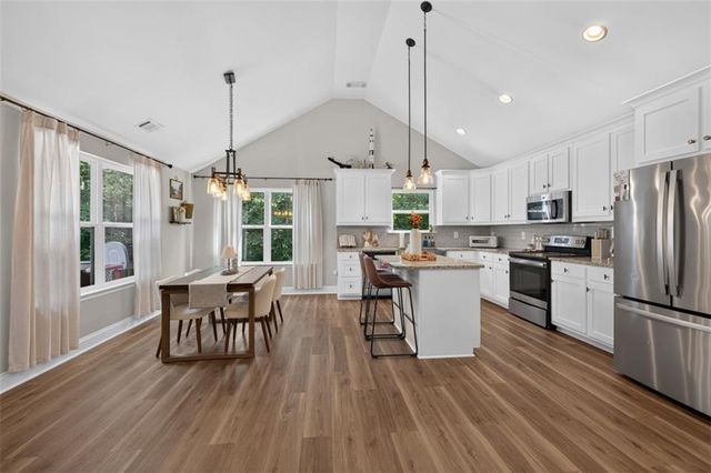 2565 Aaron Court, Loganville, GA 30052