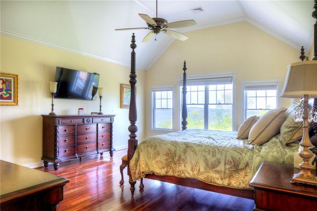 87 Waters Edge, Tiverton, RI 02878