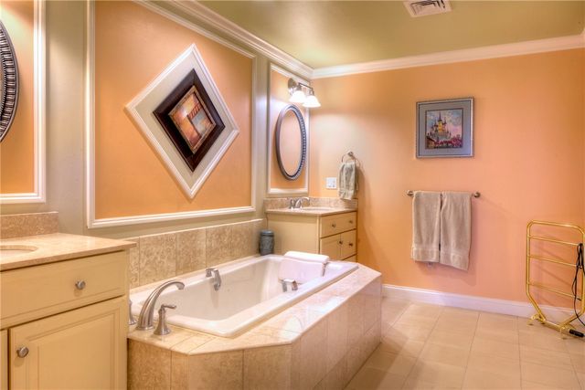 87 Waters Edge, Tiverton, RI 02878